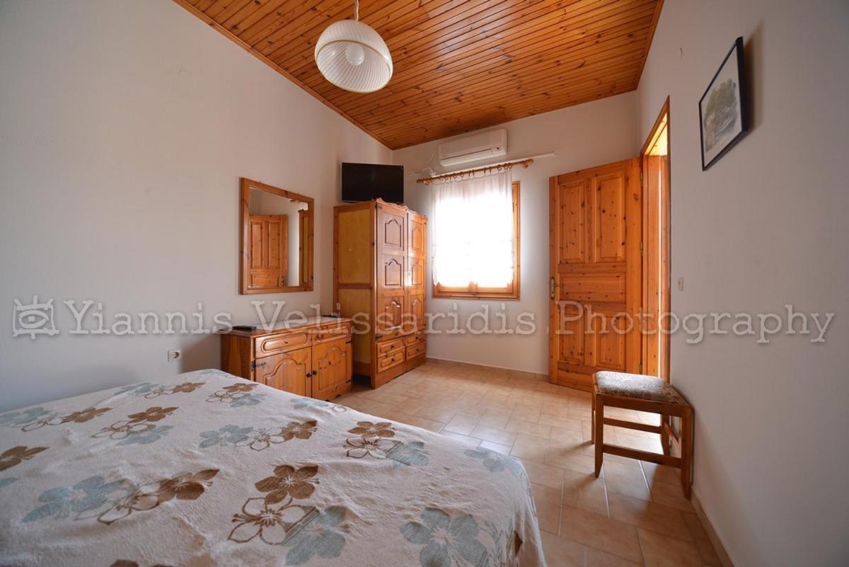 Sotiris Sea View Appartement Gaios Buitenkant foto